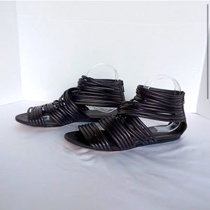Hugo Boss Zipper Back Strappy Sandals in Black Size 39 EUC